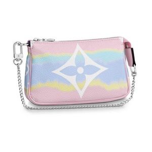 AUTHENTIC Louis Vuitton Escale Pochette 😍